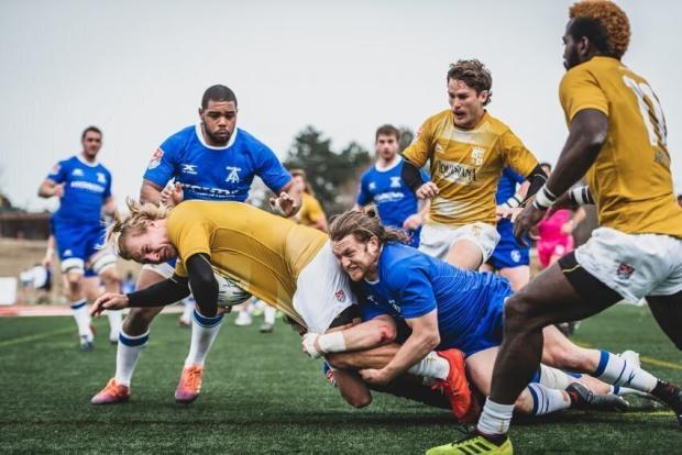 Dan Moor tackling