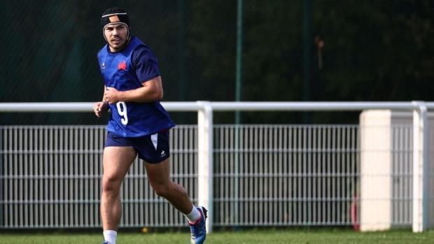 Antoine-Dupont-training-6-RWC2023