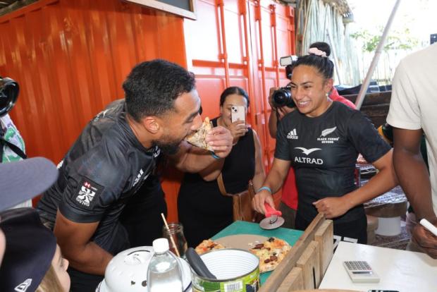 PICTURES: HSBC SVNS takes over Cape Town