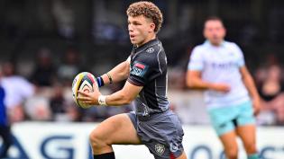 Luan Giliomee stars as Sharks see off Ospreys in Durban