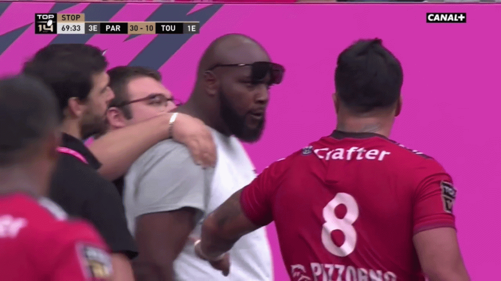 VIDEO: Player’s giant brother confronts Julian Savea - france