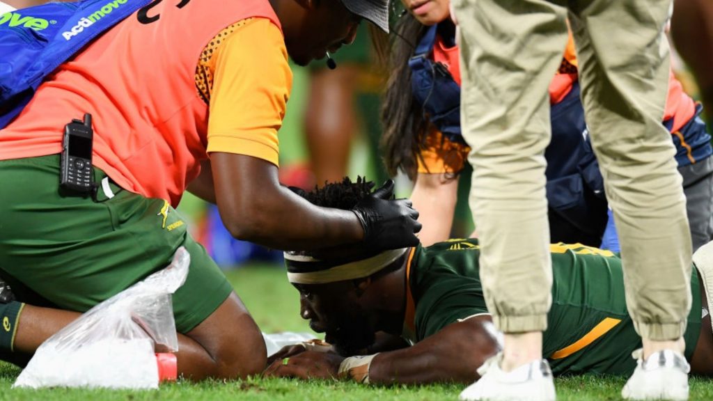 Calls for World Rugby to change concussion protocol
