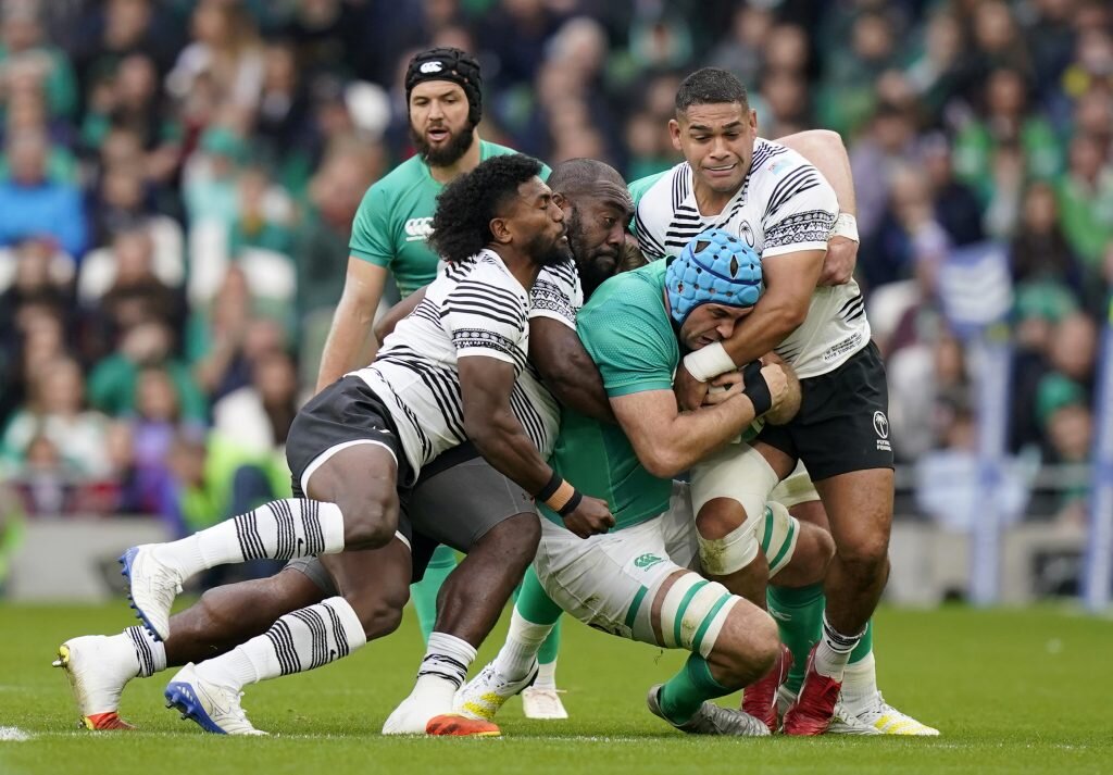 Ireland made to work hard for win over 14-man Fiji
