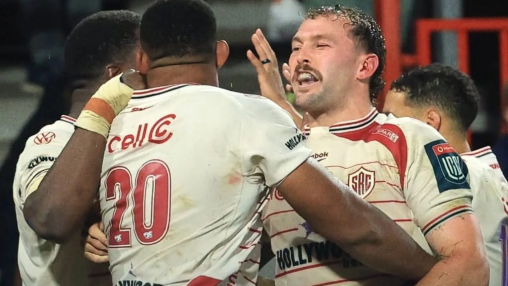 Siyaya shines as Sharks add to Munster's misery