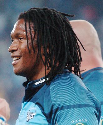 Swanepoel takes centre stage for Bulls