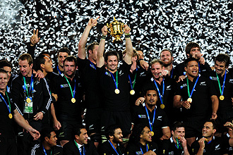 New Zealand stay in the black