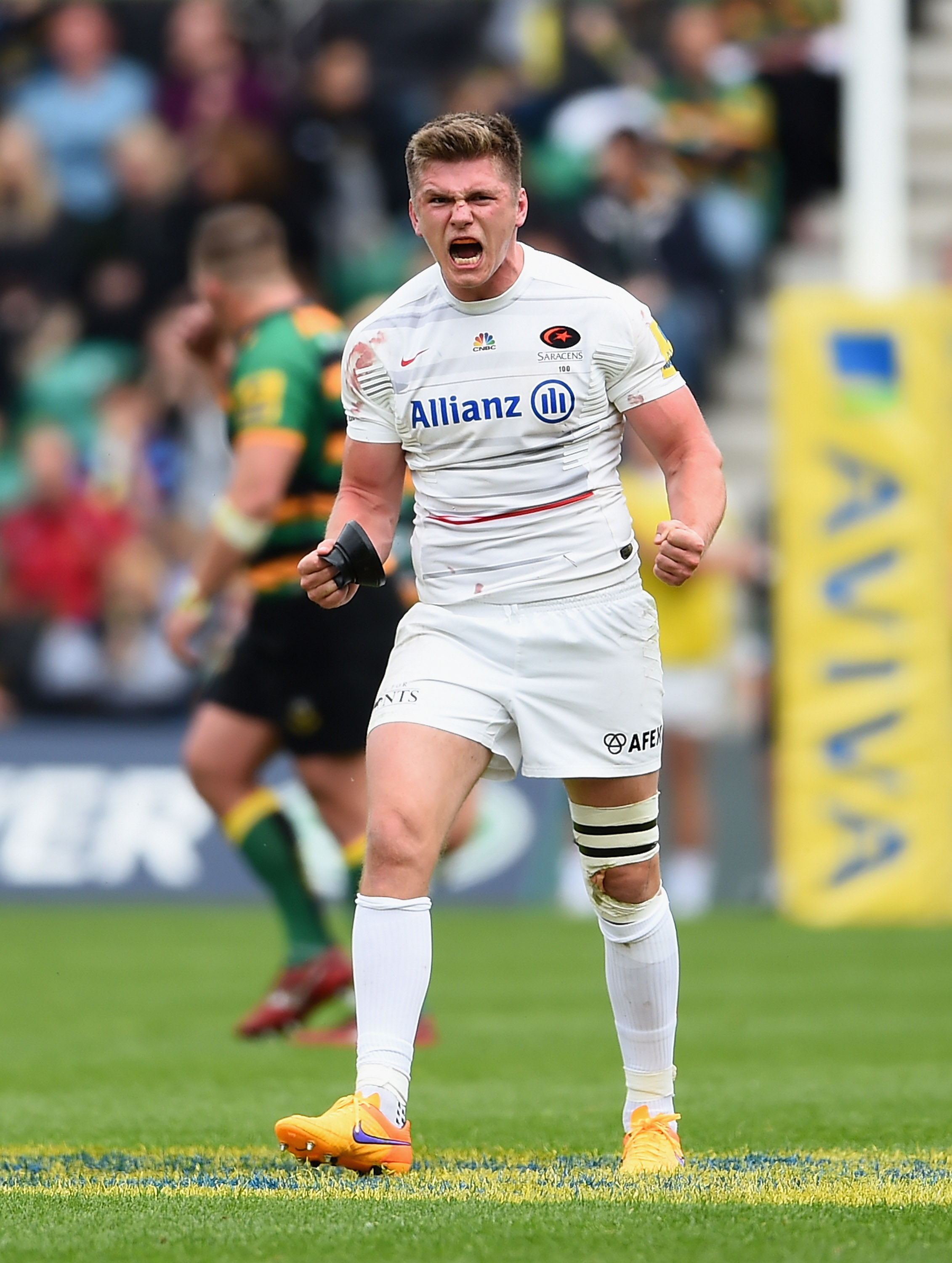 Burger monumental for Sarries