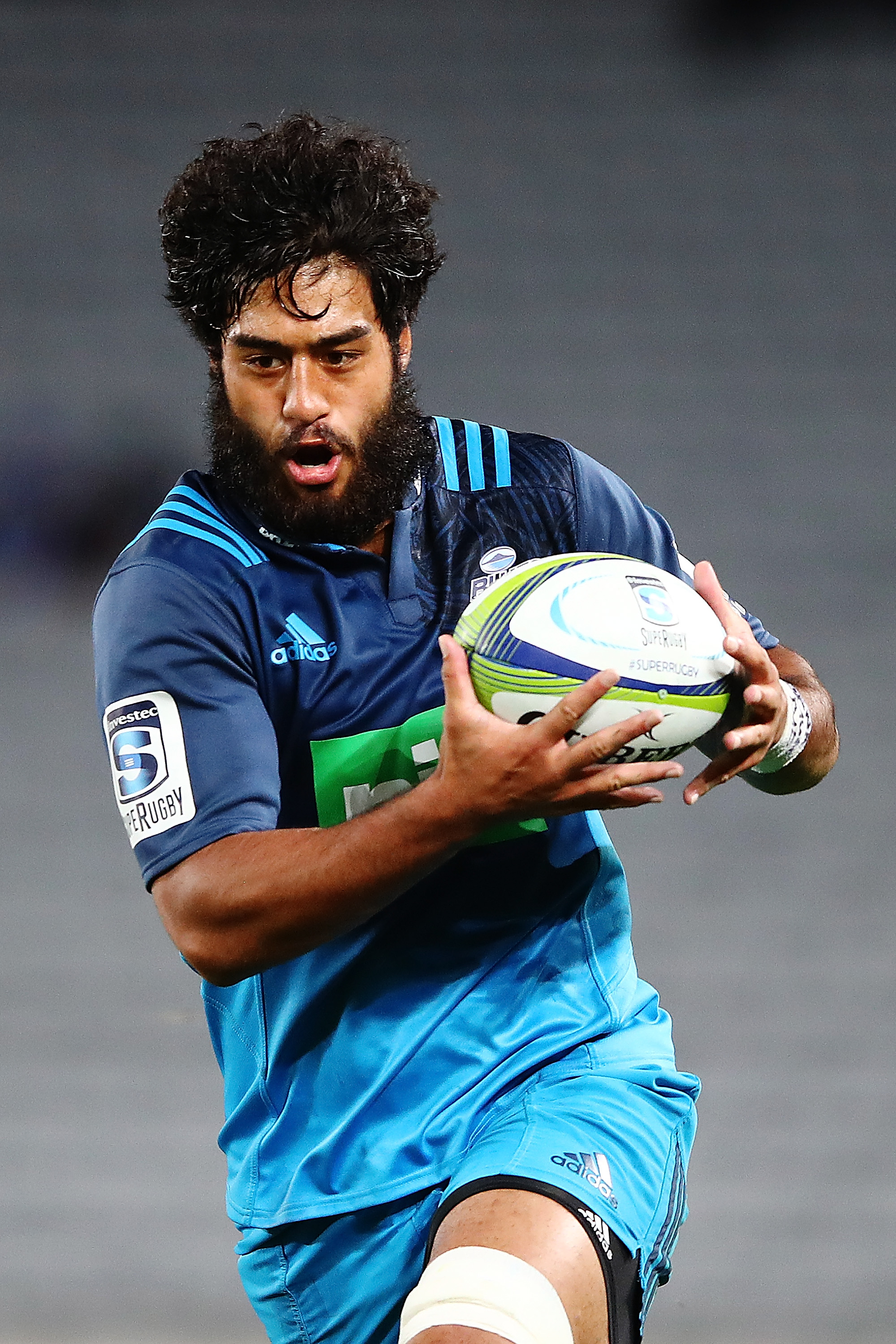 Blues power past Cheetahs in try-fest