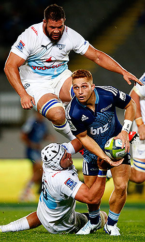 Blues edge blunder-Bulls