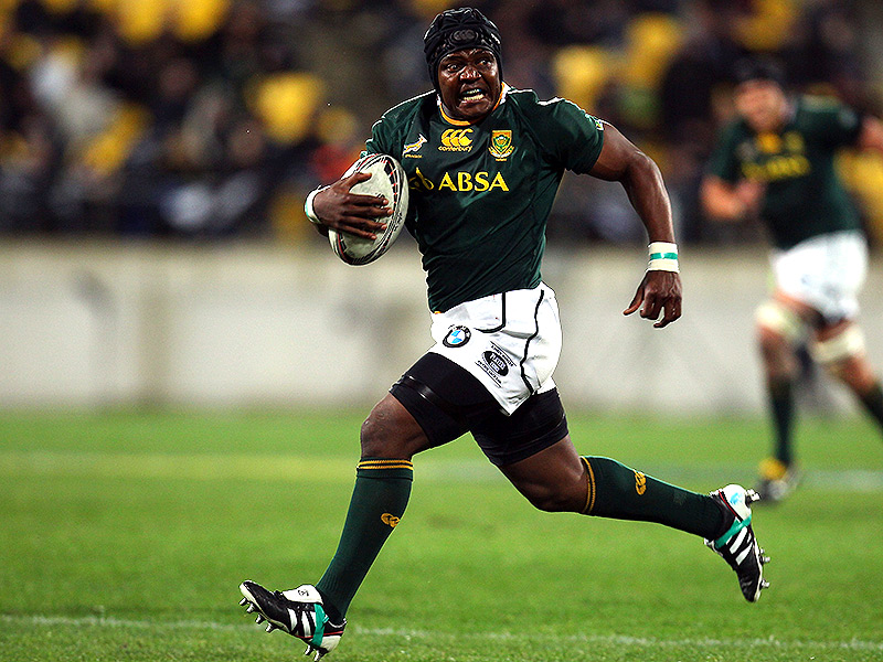 Sharks sign banned Bok
