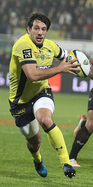 Clermont keep perfect home record in Toulon rout