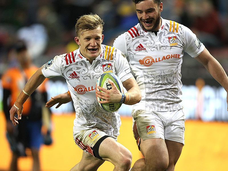 Chiefs blow Stormers away