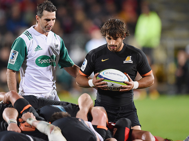 Dagg helps Crusaders ease past Jaguares