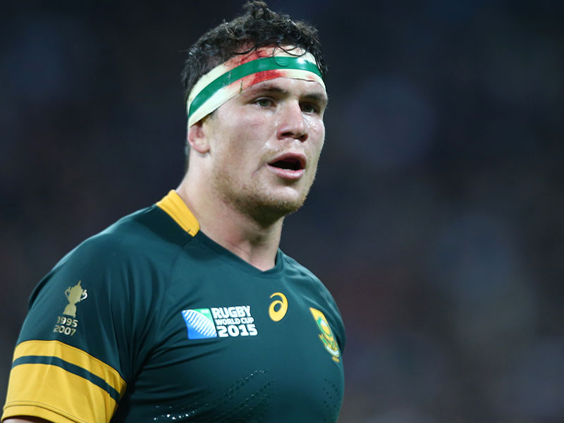 Louw 'torn' between club and country