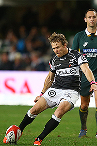 Du Toit at loosehead for Sharks
