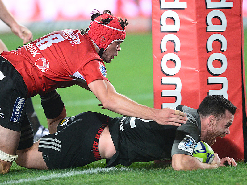 Crusaders win Ellis Park thriller