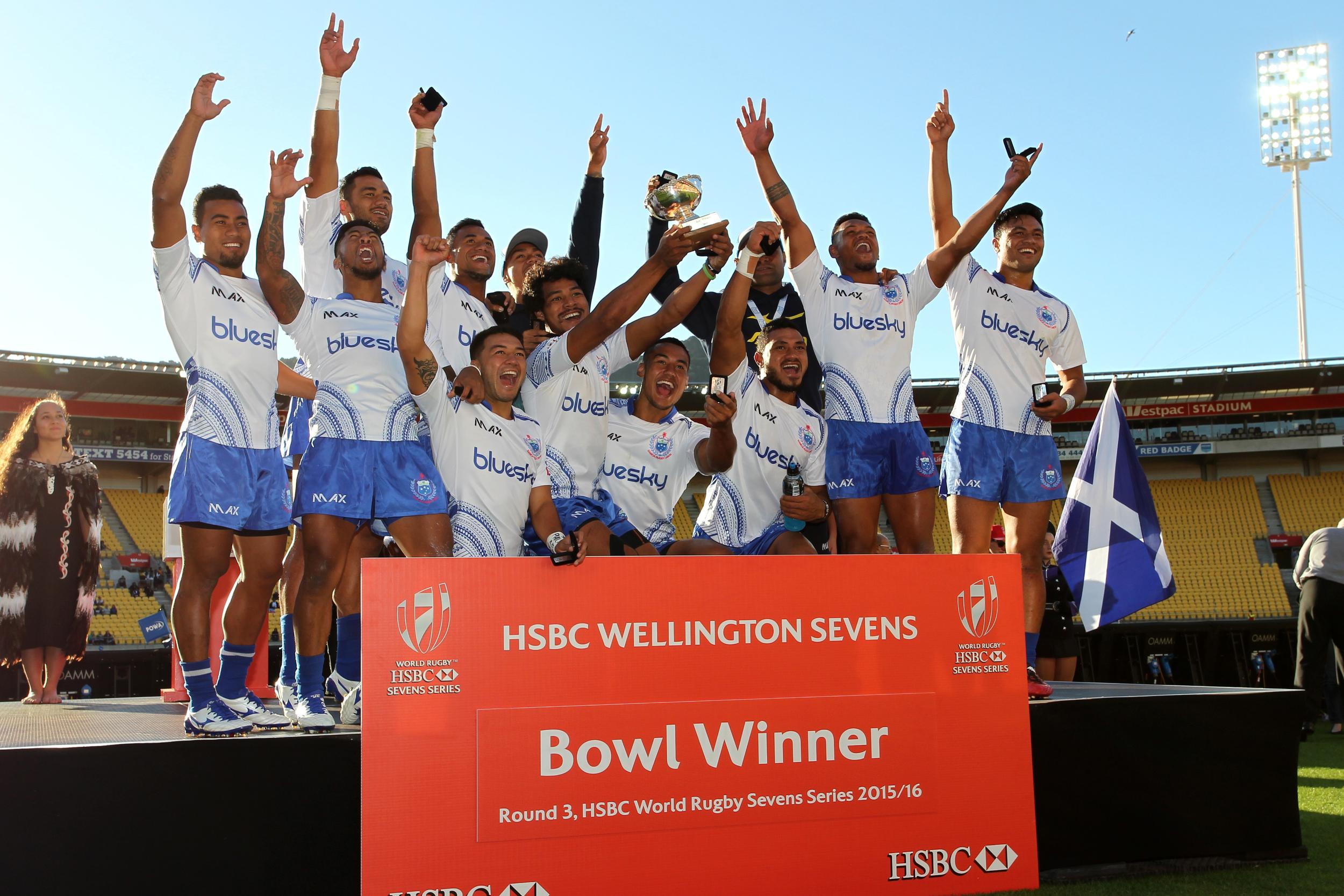 Wellington Sevens: NZ steal it at the death